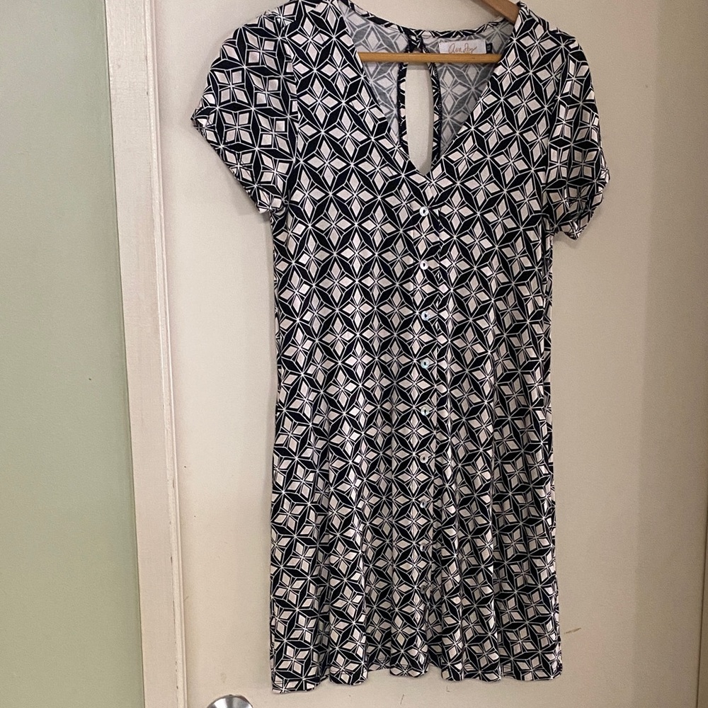 Ava Sky by Fighting Eel black & white baby doll dress. Xsmall